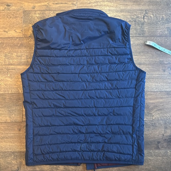 Gap Down Vest - Picture 3 of 3